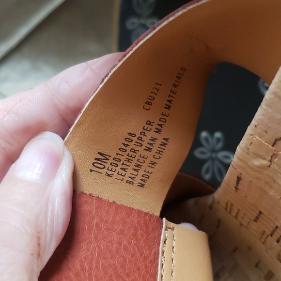 NWOT- Kork-Ease ‘Andi’ Leather Wedge Sandal - Picture 10 of 10